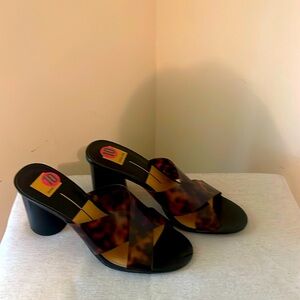 New Dolce vita Tortoise heels size 10 Joni